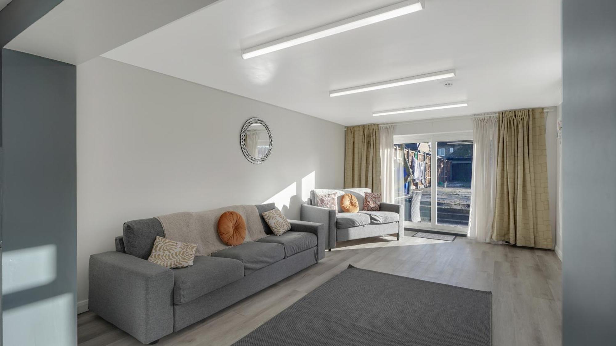 Place To Stay In Longbridge Μπάρκινγκ Εξωτερικό φωτογραφία