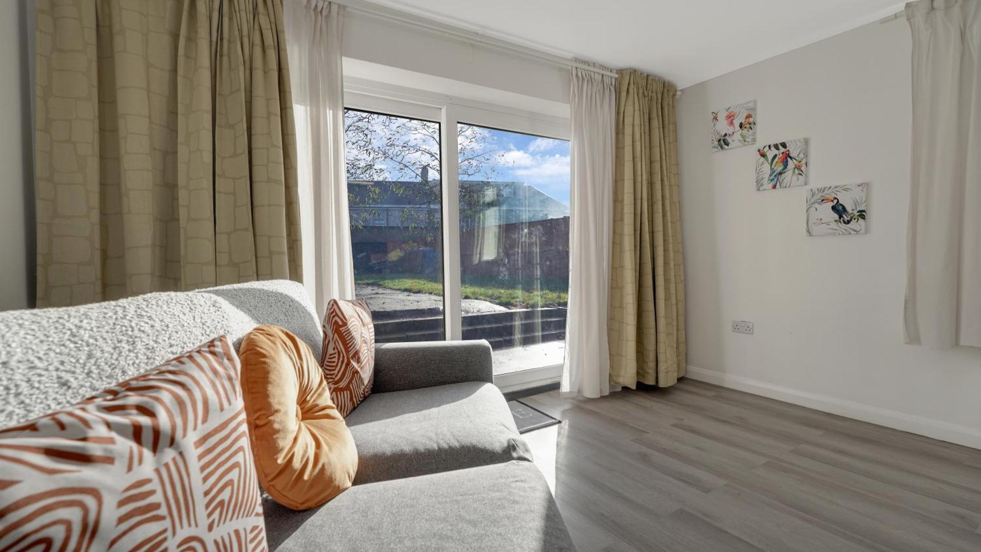 Place To Stay In Longbridge Μπάρκινγκ Εξωτερικό φωτογραφία