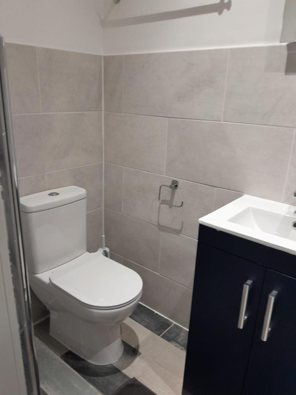 Place To Stay In Longbridge Μπάρκινγκ Εξωτερικό φωτογραφία