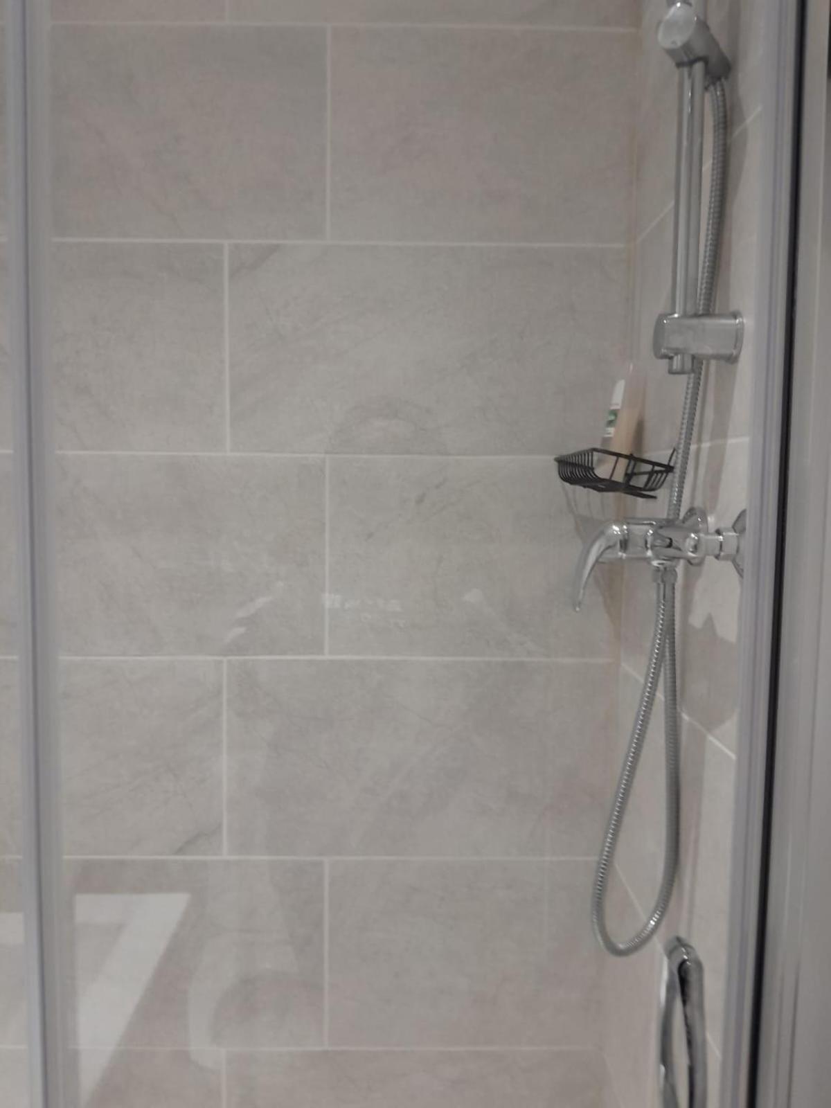 Place To Stay In Longbridge Μπάρκινγκ Εξωτερικό φωτογραφία